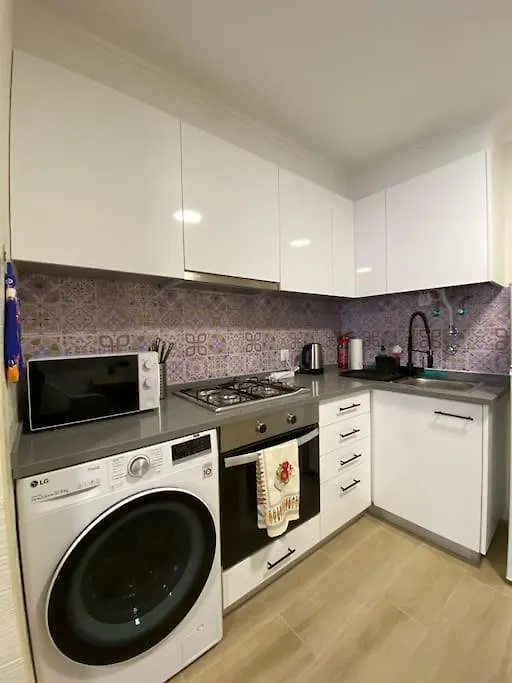 Apartament Artistic Digital Getaway - Patio & Great Location! Lizbona